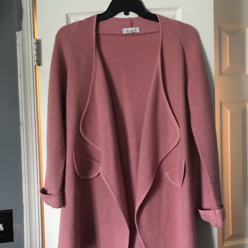 Absolutely beautiful cardigan!